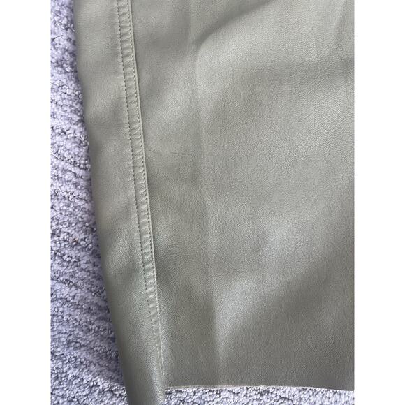 Sovere Influence Leatherette Pant in Green Tea Retail $189 SOLD OUT Size 12 L - Picture 7 of 9